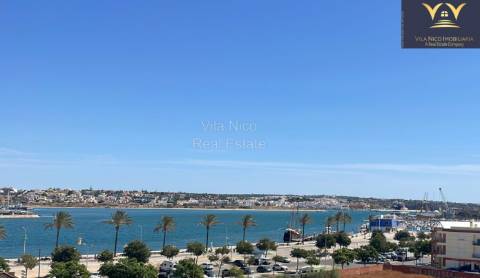**Apartamento T2 com Vista Deslumbrante da Ria do Arade em Portimão