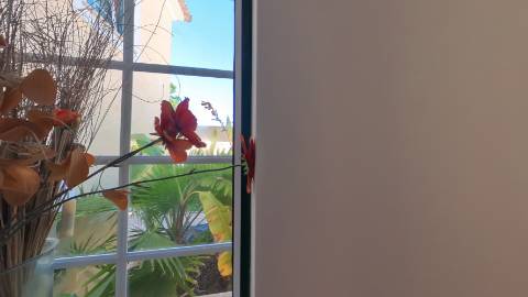 Elegante moradia isolada disponível para venda na prestigiada Urbanização Vila Sol
