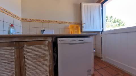 Elegante moradia isolada disponível para venda na prestigiada Urbanização Vila Sol
