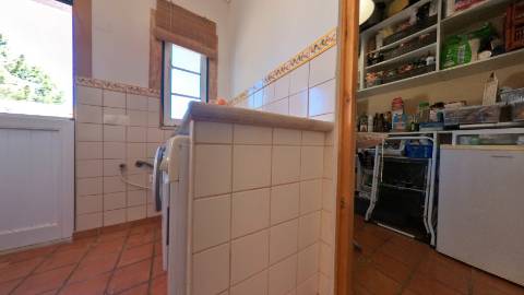 Elegante moradia isolada disponível para venda na prestigiada Urbanização Vila Sol
