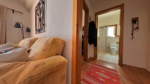 Elegante moradia isolada disponível para venda na prestigiada Urbanização Vila Sol
