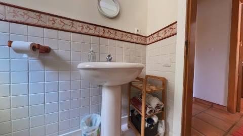 Elegante moradia isolada disponível para venda na prestigiada Urbanização Vila Sol
