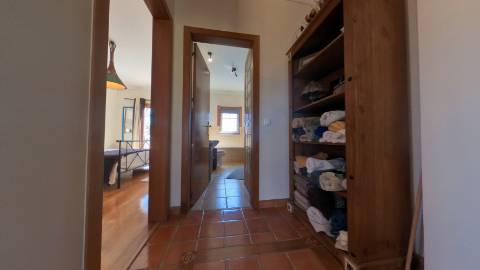 Elegante moradia isolada disponível para venda na prestigiada Urbanização Vila Sol
