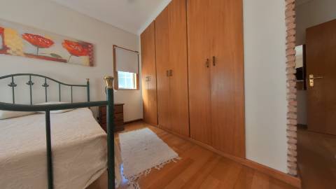 Elegante moradia isolada disponível para venda na prestigiada Urbanização Vila Sol
