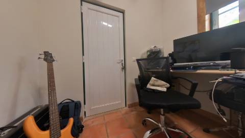 Elegante moradia isolada disponível para venda na prestigiada Urbanização Vila Sol
