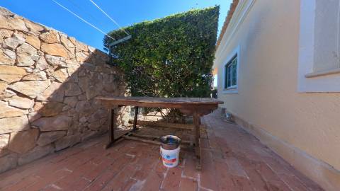 Elegante moradia isolada disponível para venda na prestigiada Urbanização Vila Sol
