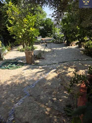 Moradia de Luxo Isolada em Quelfes - Oportunidade Única