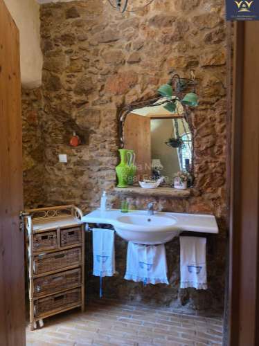Moradia de Luxo Isolada em Quelfes - Oportunidade Única