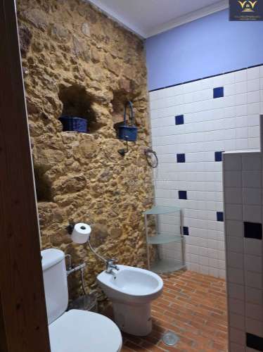 Moradia de Luxo Isolada em Quelfes - Oportunidade Única