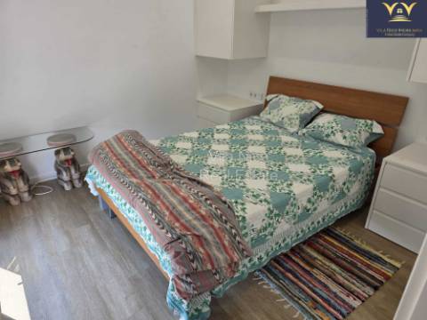 Moradia de Luxo Isolada em Quelfes - Oportunidade Única