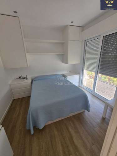 Moradia de Luxo Isolada em Quelfes - Oportunidade Única