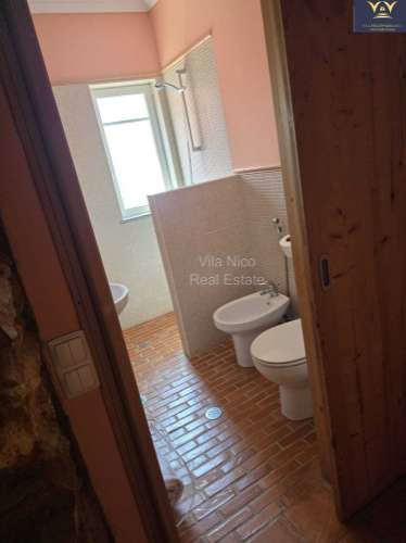 Moradia de Luxo Isolada em Quelfes - Oportunidade Única