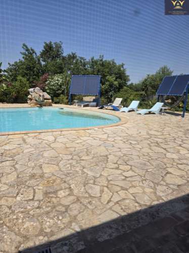Moradia de Luxo Isolada em Quelfes - Oportunidade Única