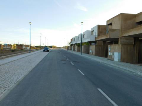 Terreno Urbano para Prédio com 6 apartamentos na Praia do Tonel Vista Mar