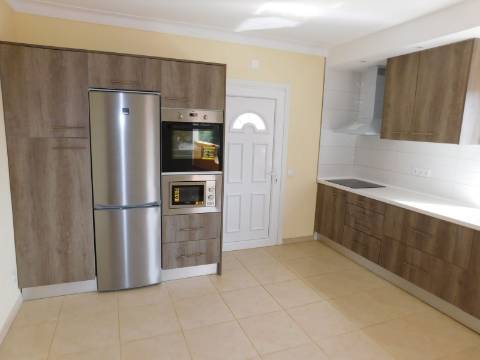 Moradia de Luxo T6 com piscina a 5 minutos de Silves