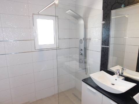 Moradia de Luxo T6 com piscina a 5 minutos de Silves