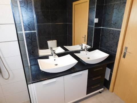 Moradia de Luxo T6 com piscina a 5 minutos de Silves