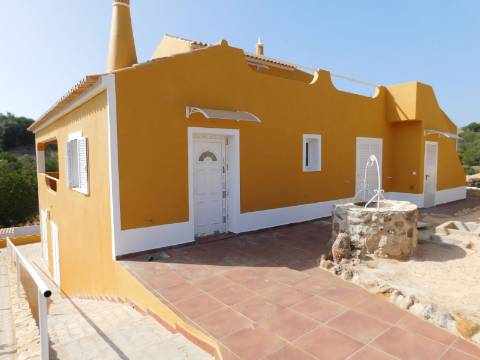 Moradia de Luxo T6 com piscina a 5 minutos de Silves