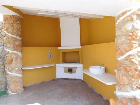 Moradia de Luxo T6 com piscina a 5 minutos de Silves
