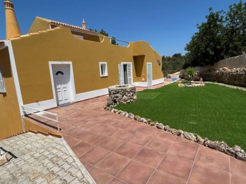 Moradia de Luxo T6 com piscina a 5 minutos de Silves