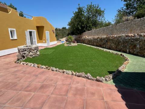 Moradia de Luxo T6 com piscina a 5 minutos de Silves