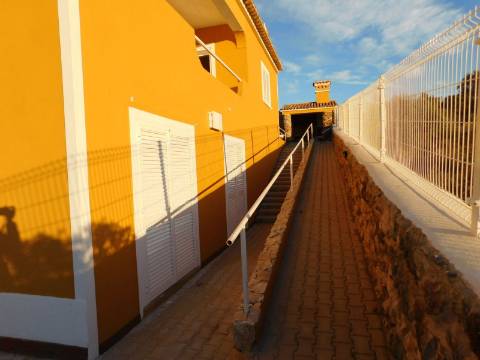 Moradia de Luxo T6 com piscina a 5 minutos de Silves