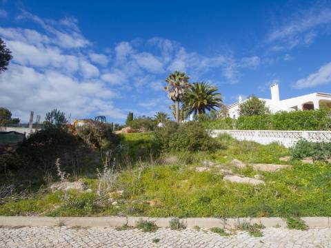 Lote para moradia com vista mar (parcial) perto de Burgau e Salema