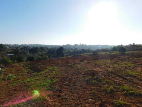 Terreno Urbano - Hotel Turismo Rural - para construção de 15 moradias. PROJECTO APROVADO E COM LIÇENSA PARA CONSTRUÇÃO.