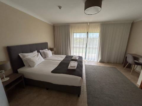 Apartamento T2 de Luxo em Golf Resort no Algarve