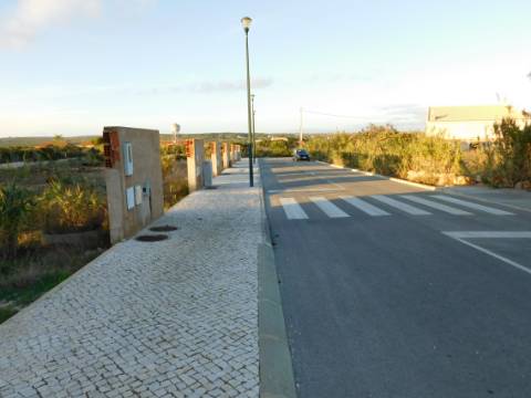 Terreno Urbano para Moradia Geminada Praia do Tonel Vista Mar