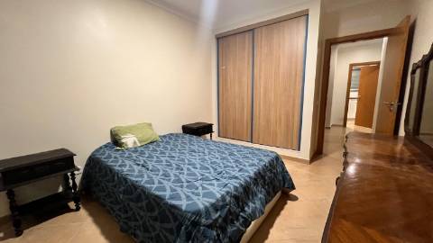 Terreno Urbano com Moradia V3 em Tavira