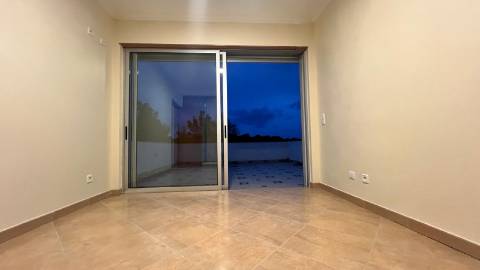 Terreno Urbano com Moradia V3 em Tavira