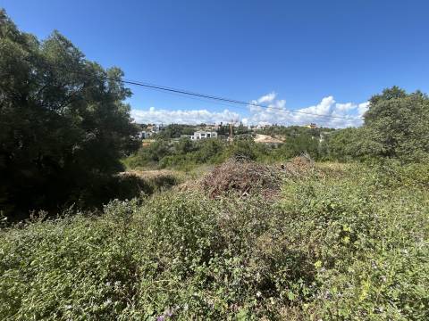Terreno com projeto aprovado para Moradia de Luxo em Loulé