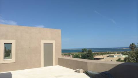 Moradia T4+1 Contemporânea com Spa e Piscina Panorâmica | Arquitetura de Autor na Meia Praia