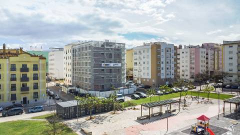 Apartamento T3 com Vista Rio - Arrecadação e Parqueamento - Espaço, Conforto e Distinção no Lote 96 | Bairro Afonso Costa, Setúbal