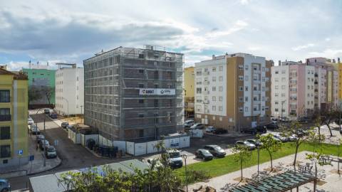 apartamento T2 de 98,49m² no Lote 96 - Vista Rio | Bairro Afonso Costa, Setúbal
