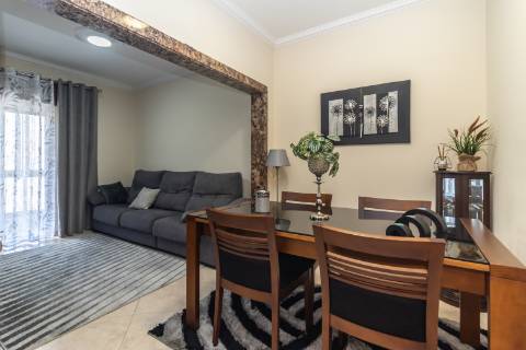 Apartamento T2 Pronto a Entrar | Camarinha, Setúbal