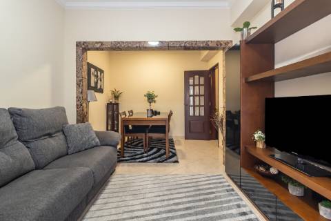 Apartamento T2 Pronto a Entrar | Camarinha, Setúbal