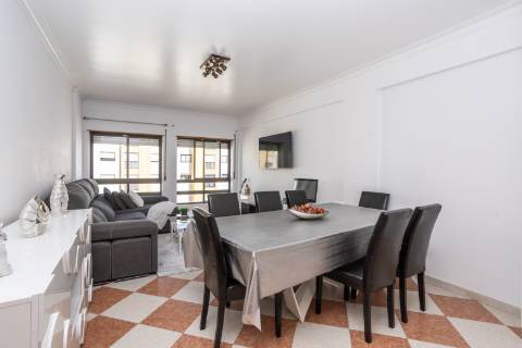 Apartamento T3 com vista panorâmica no monte Belo Norte, Setúbal
