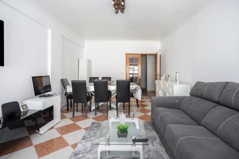 Apartamento T3 com vista panorâmica no monte Belo Norte, Setúbal