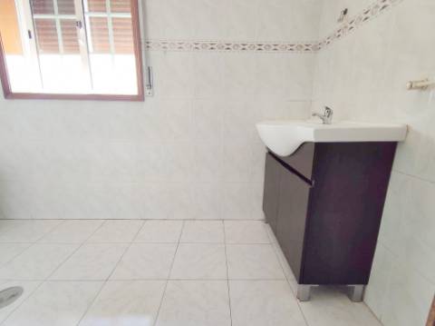 Apartamento T3 em Carregosa