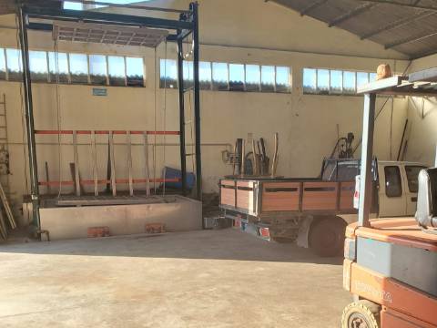 Armazém para Indústria em Lourosa, Santa Maria da Feira