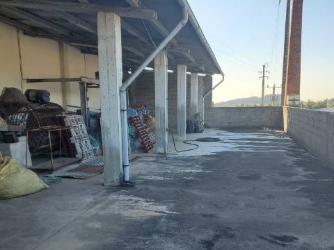 Armazém para Indústria em Lourosa, Santa Maria da Feira