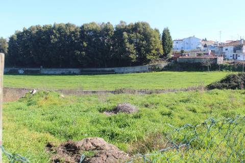 Terreno Urbano em Arrifana