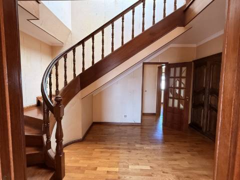 Duplex T4 em São João da Madeira