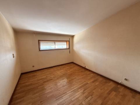 Duplex T4 em São João da Madeira
