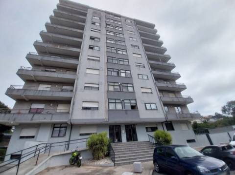 Apartamento T2 em Vilar do Paraíso