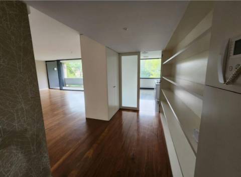 Apartamento T4 em Vilar do Paraíso
