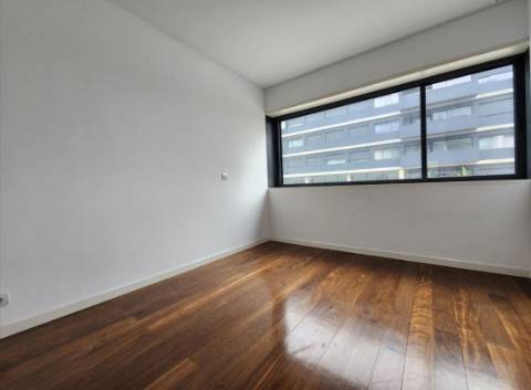 Apartamento T4 em Vilar do Paraíso