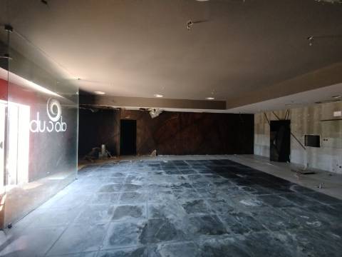 Pavilhão/Discoteca em Aradas